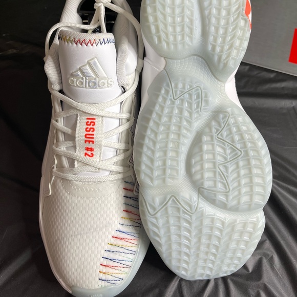 ADIDAS D.O.N. ISSUE #2 (Sz 6w=4.5y) - Picture 4 of 6